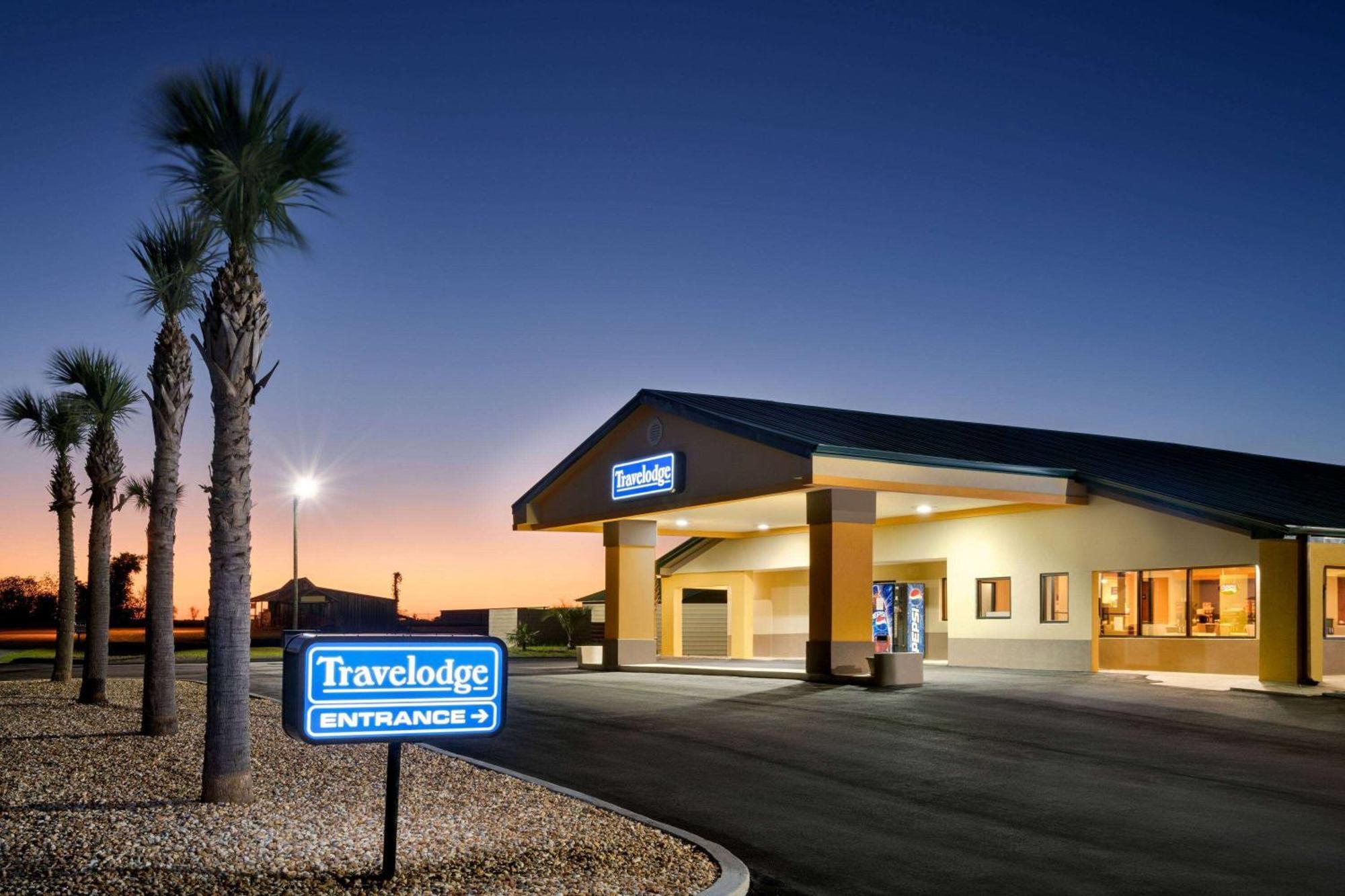 Travelodge By Wyndham Unadilla - Perry Near I-75 Экстерьер фото